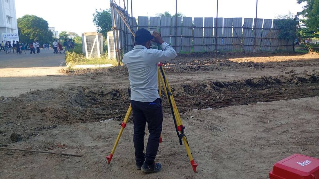Column marking on an active construction site